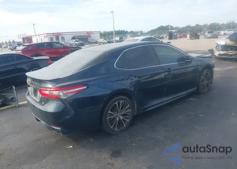 2018 Toyota Camry Se z USA, uszkodzony, nr VIN 4T1B11HKXJU532993